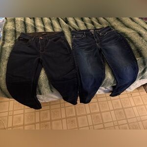 NWOT Womens 2-Pair of Size 8 Skinny Jeans 🍊